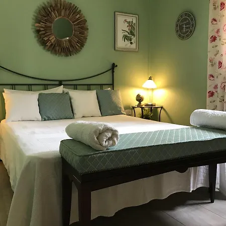 فندق مبيت وإفطار Il Saraceno 4*
