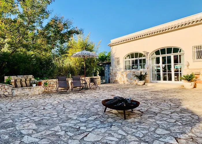 Il Saraceno Oda ve Kahvaltı Carovigno